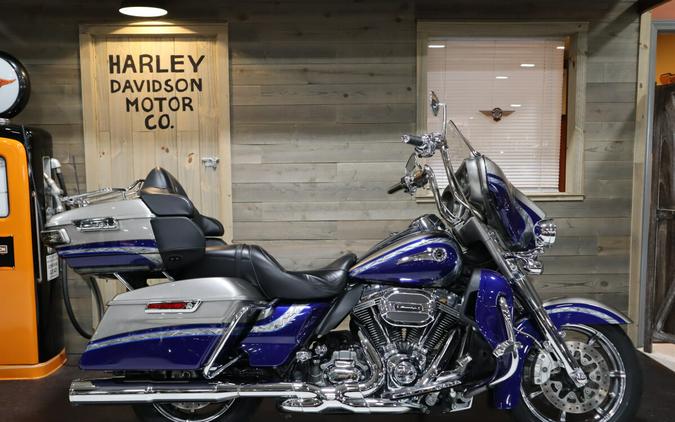 2016 CVO™ Limited (FLHTKSE)