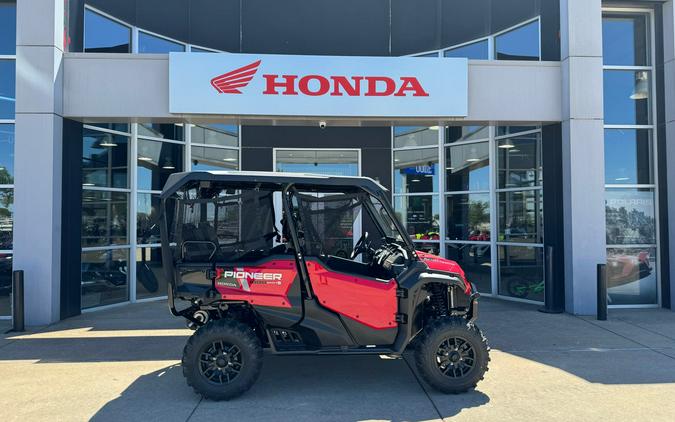 2024 Honda Pioneer 1000-5 Deluxe