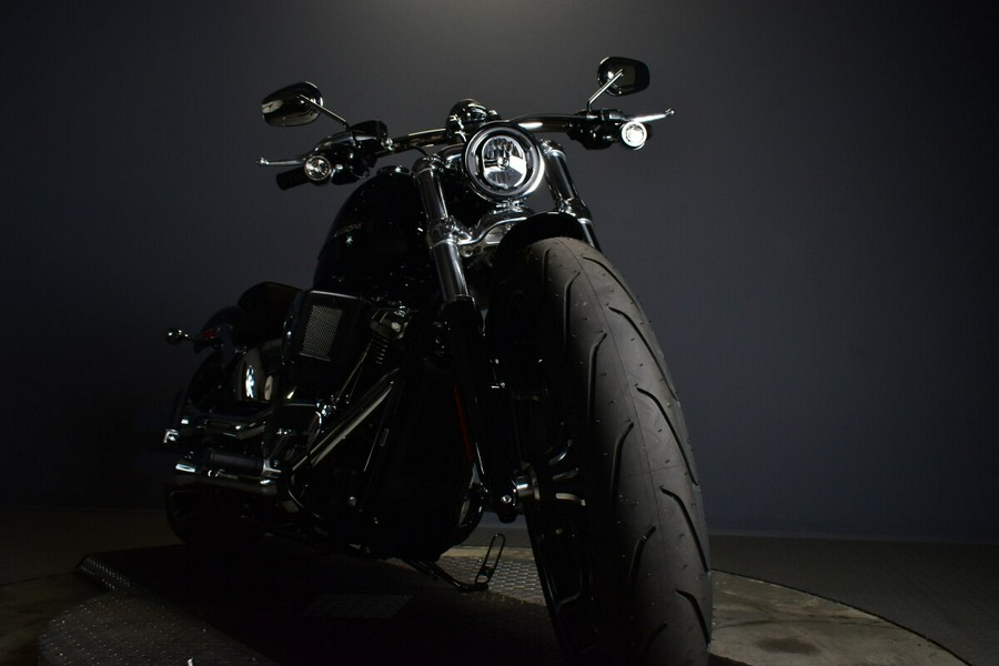 2025 Harley-Davidson Breakout