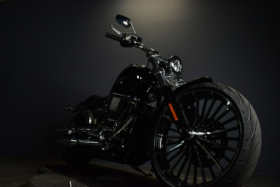 2025 Harley-Davidson Breakout