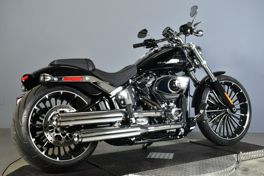 2025 Harley-Davidson Breakout