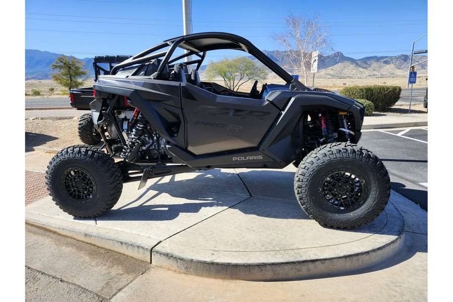 2026 Polaris RZR PRO R 4 ULTIMATE - SUPER GRAPHITE Ultimate