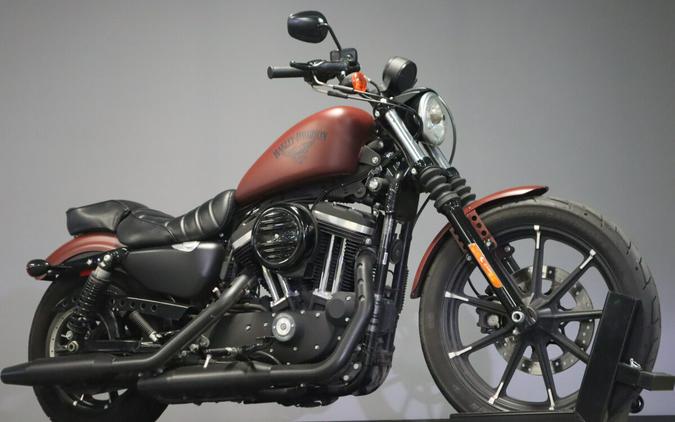 2017 Harley-Davidson Iron 883 Red Iron Denim