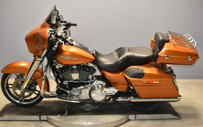 2014 Harley-Davidson Street Glide FLHXS