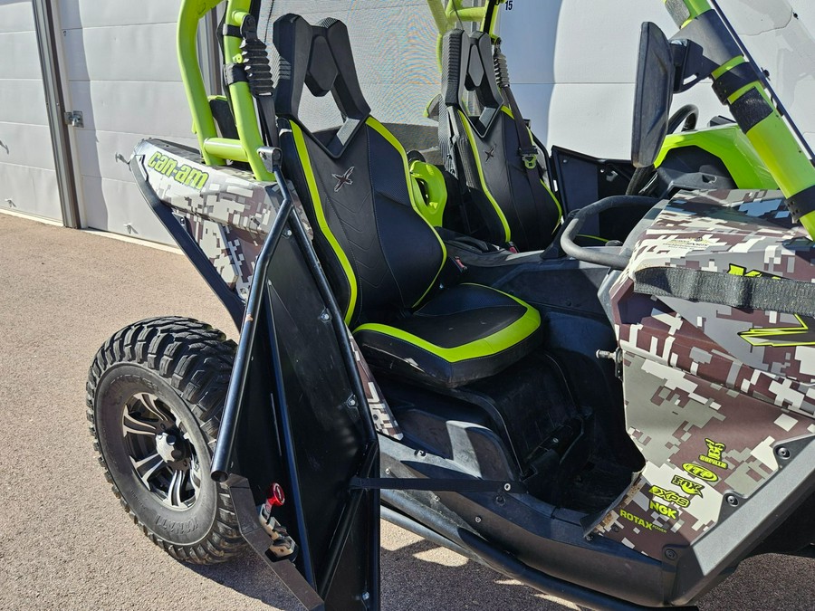 2015 Can-Am Maverick™ X® mr DPS™ 1000R