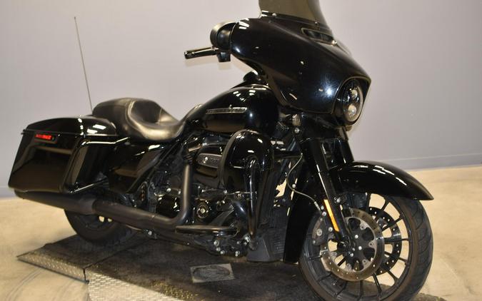 2018 Harley-Davidson Street Glide FLHX