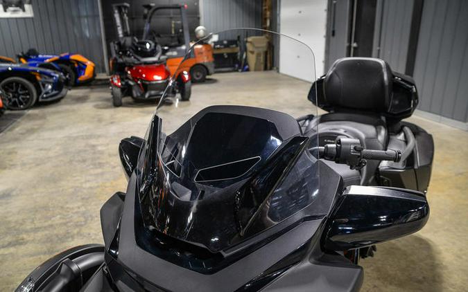 2024 Can-Am® Spyder RT Limited Dark Wheels