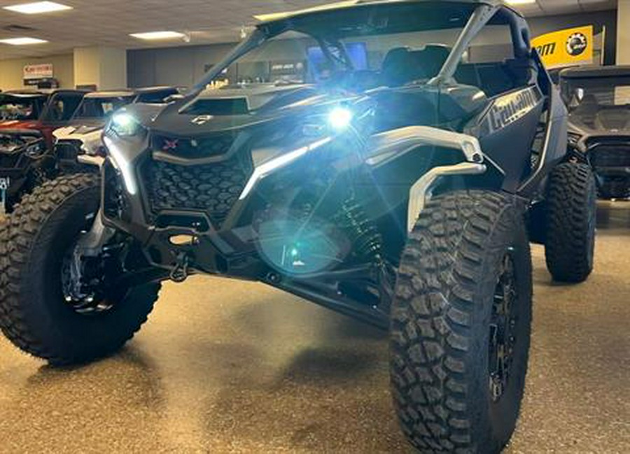 2025 Can-Am Maverick R X RS