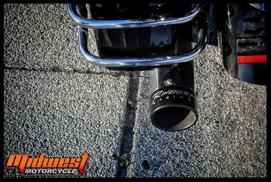 2015 Harley-Davidson® ROAD KING