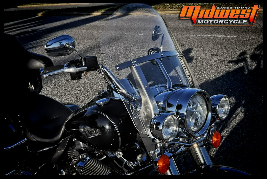 2015 Harley-Davidson® ROAD KING