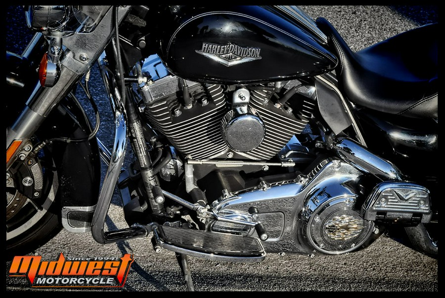 2015 Harley-Davidson® ROAD KING