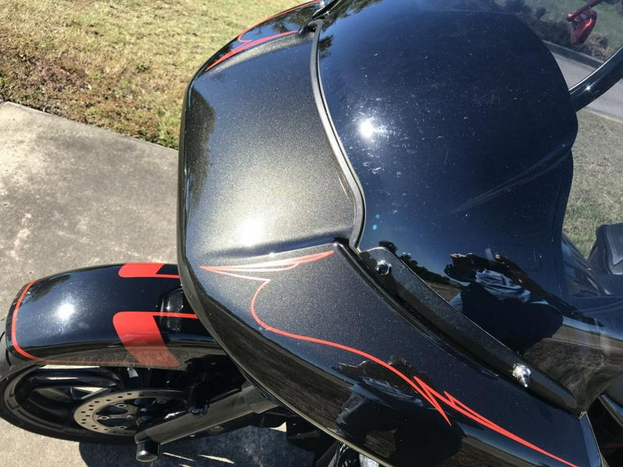 2018 Harley-Davidson® FLTRXSE - CVO™ Road Glide®