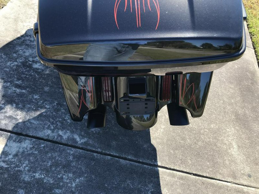 2018 Harley-Davidson® FLTRXSE - CVO™ Road Glide®