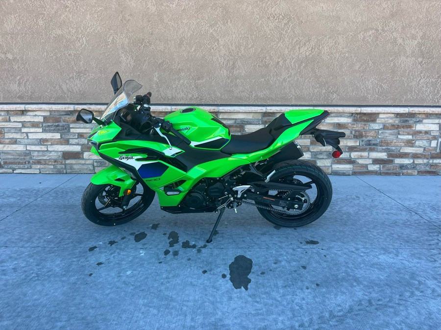 2026 Kawasaki Ninja® 500 SE ABS