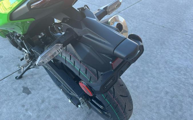 2026 Kawasaki Ninja® 500 SE ABS