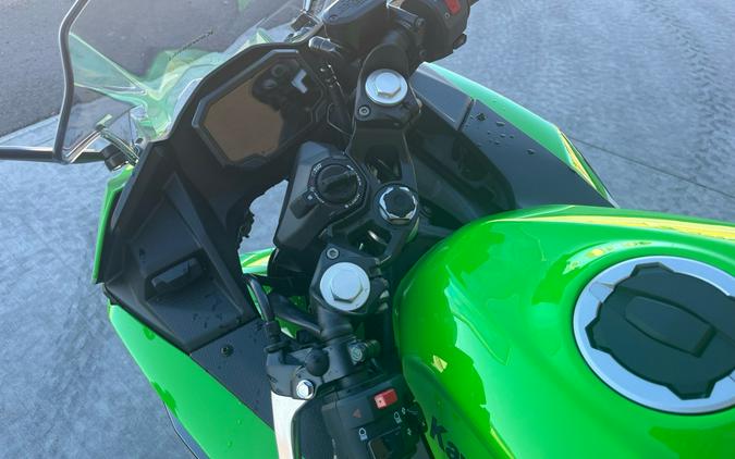 2026 Kawasaki Ninja® 500 SE ABS