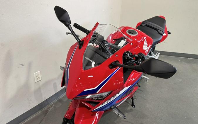 2026 Honda CBR650R E-Clutch