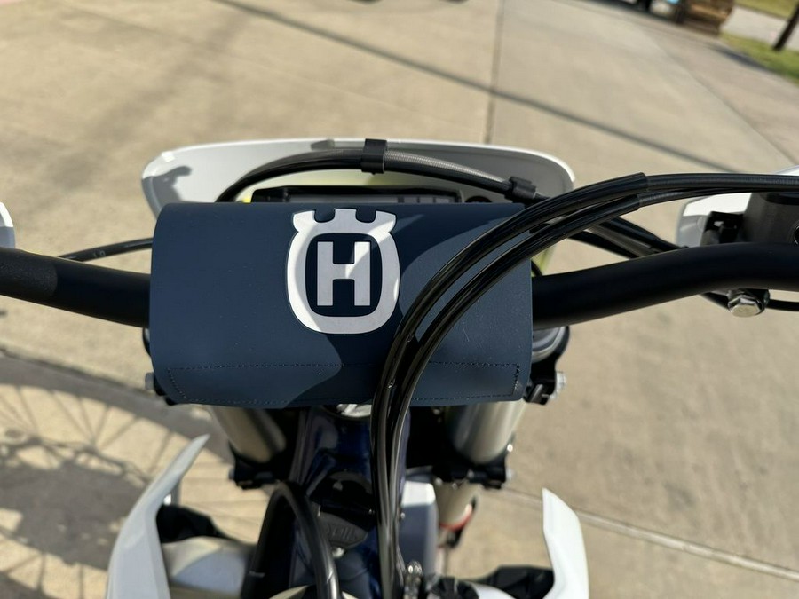 2024 Husqvarna® TE 300