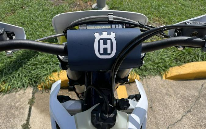 2024 Husqvarna® TE 300