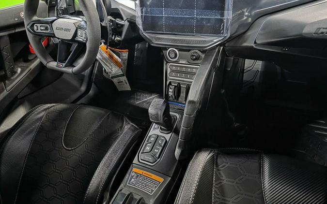 2026 Can-Am Maverick R X Rc With Smart-Shox