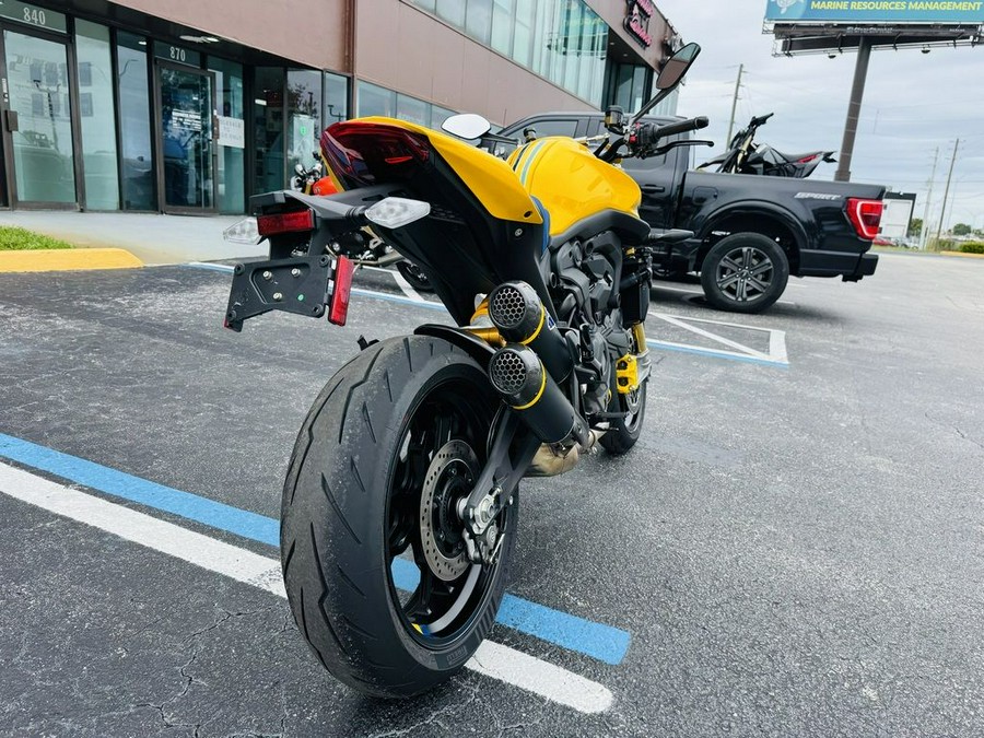 2025 Ducati Monster Senna
