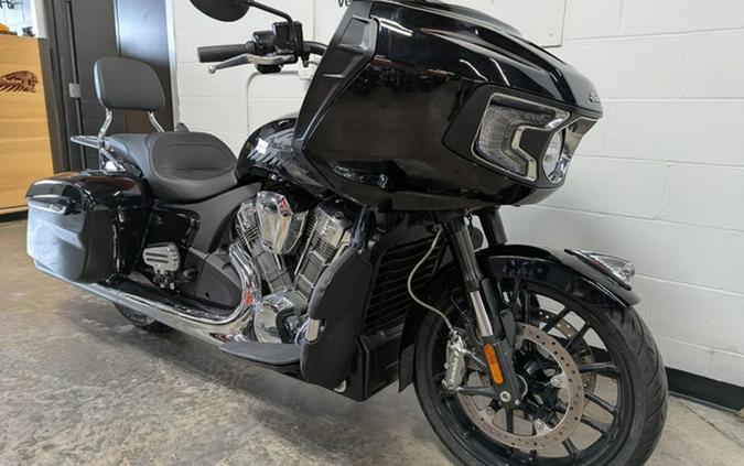 2023 Indian Challenger Black Metallic