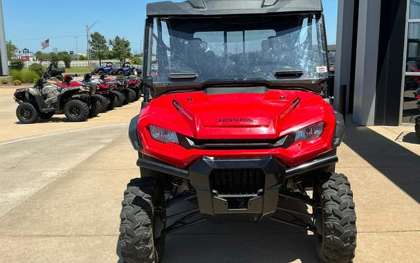 2023 Honda Pioneer 1000-6 Crew Deluxe