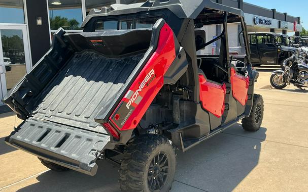 2023 Honda Pioneer 1000-6 Crew Deluxe