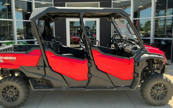 2023 Honda Pioneer 1000-6 Crew Deluxe
