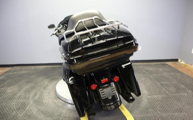 2022 Harley-Davidson Road Glide Special Vivid Black - Black Finish