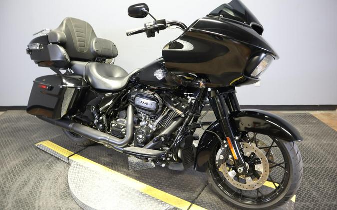 2022 Harley-Davidson Road Glide Special Vivid Black - Black Finish