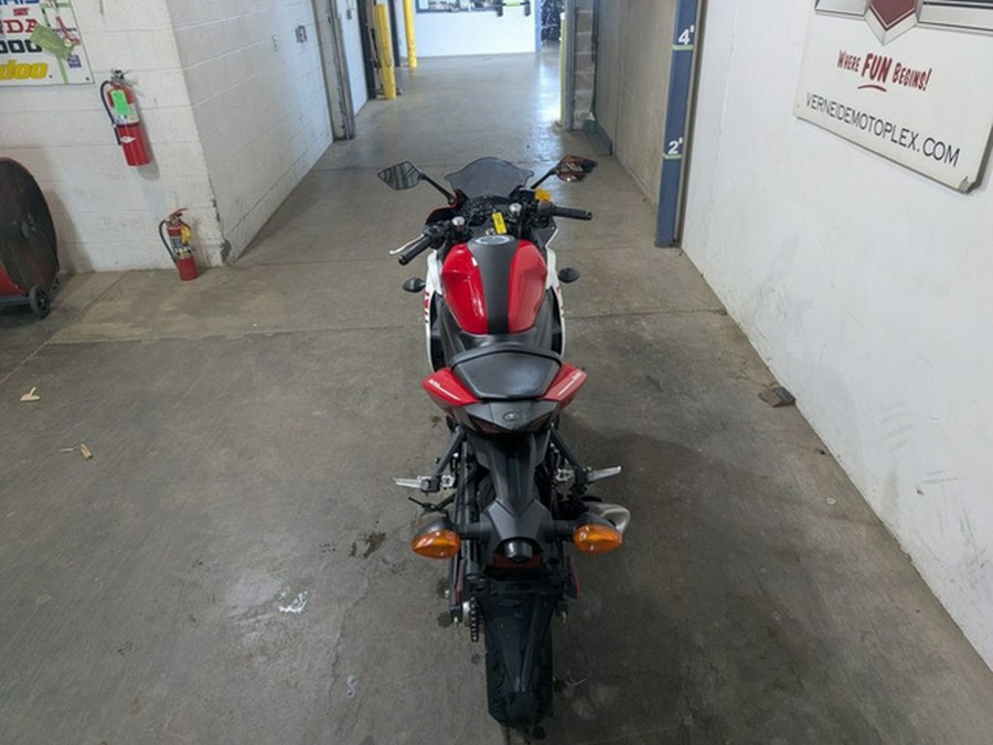 2015 Yamaha YZF R3