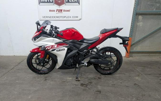 2015 Yamaha YZF R3