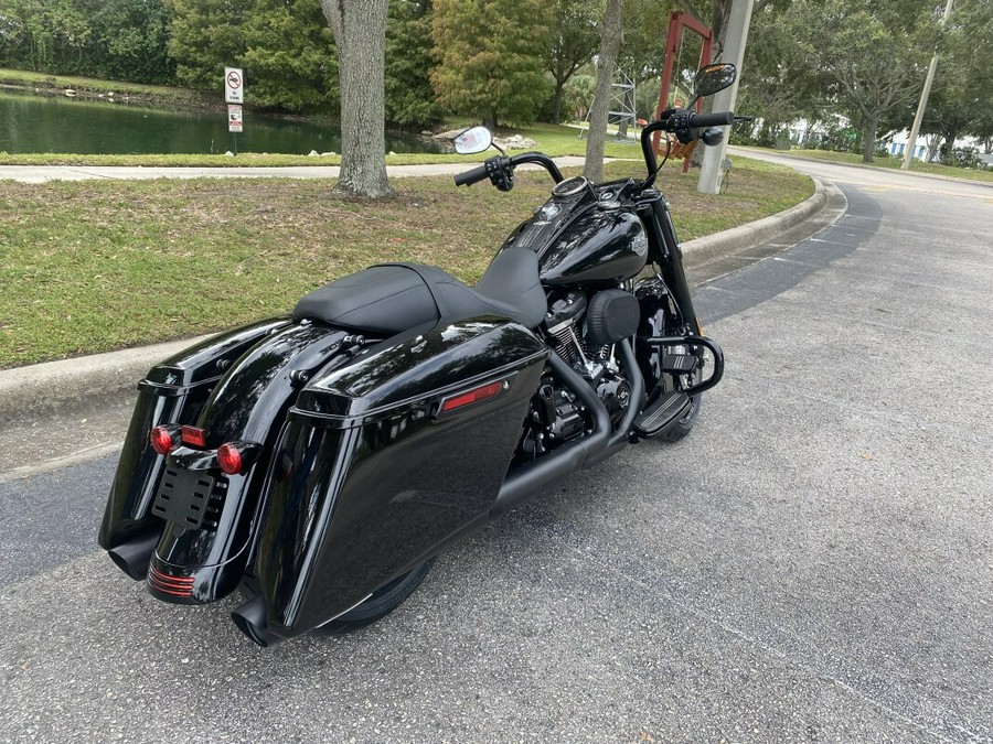 2025 Harley-Davidson® Road King® Special