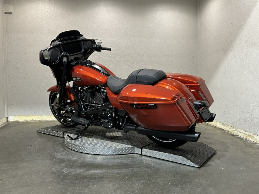 Harley-Davidson Street Glide® 2024 FLHX 84405931 WHISKEY FIRE