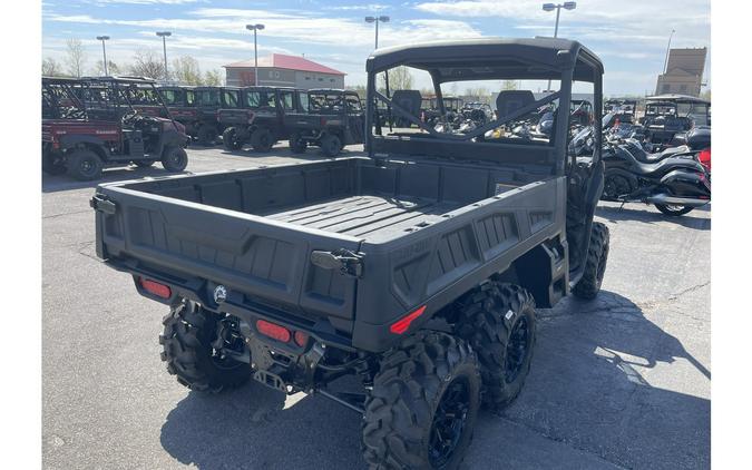 2024 Can-Am Defender 6X6 XT HD10