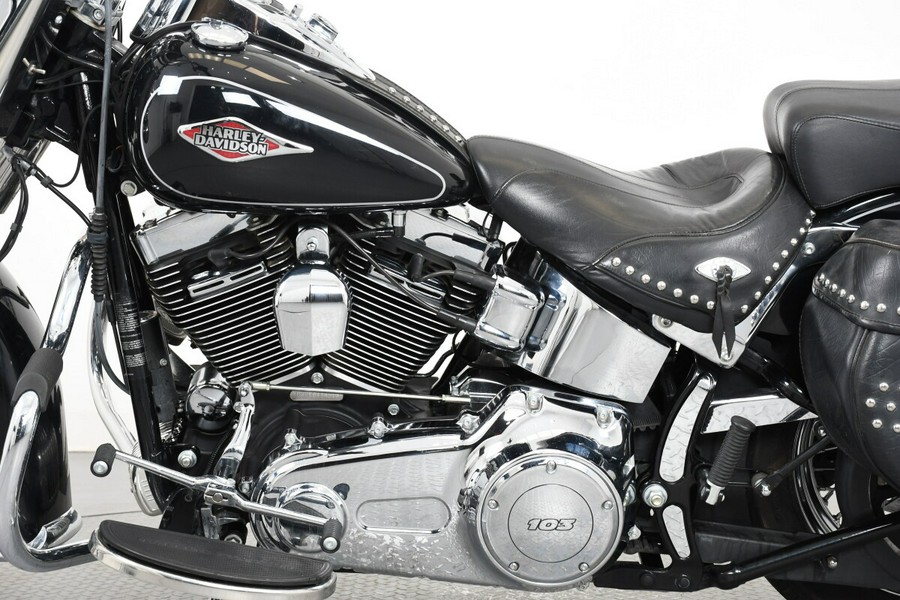 2014 Harley-Davidson® FLSTC Heritage Softail® Classic