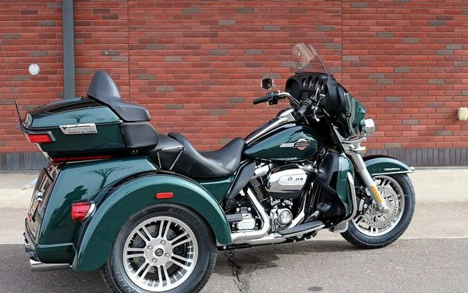 2024 Harley-Davidson® FLHTCUTG - Tri Glide® Ultra