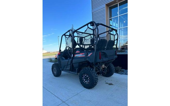 2018 Honda Pioneer 700-4 Deluxe