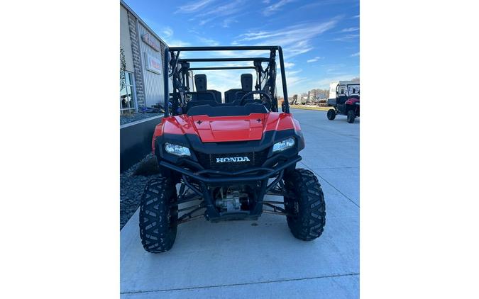 2018 Honda Pioneer 700-4 Deluxe