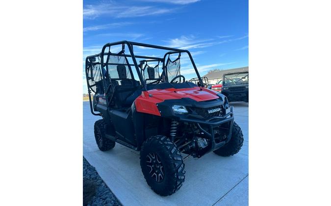 2018 Honda Pioneer 700-4 Deluxe