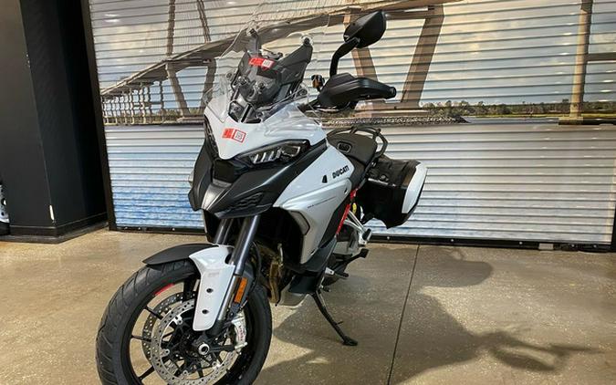 2023 Ducati Multistrada V4 Rally Brushed Aluminum & Matte Blac