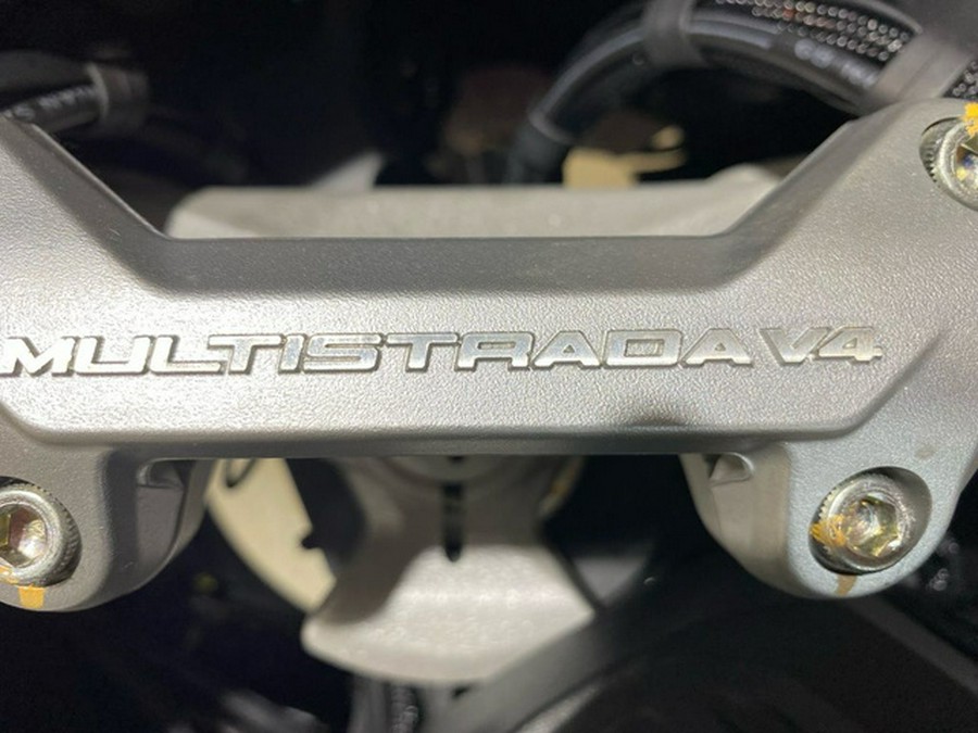 2023 Ducati Multistrada V4 Rally Brushed Aluminum & Matte Blac