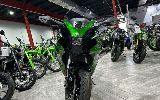 2025 Kawasaki NINJA H2 SX SE ABS
