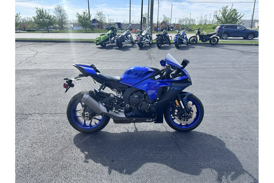 2023 Yamaha YZF-R1