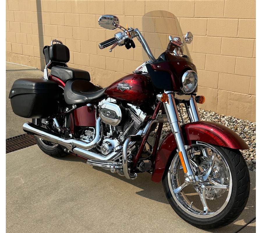 2012 Harley-Davidson CVO™ Softail Convertible Crimson Red Sunglo