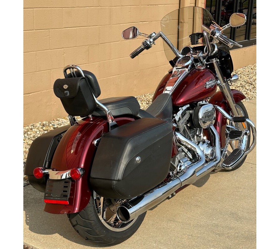 2012 Harley-Davidson CVO™ Softail Convertible Crimson Red Sunglo