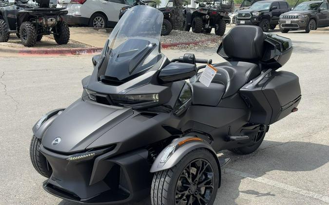 2025 Can-Am® Spyder RT Limited Dark Wheels