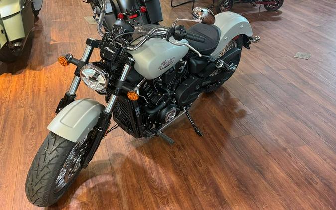 2025 Indian Motorcycle® Scout® Classic Limited +Tech Silver Quartz Smoke