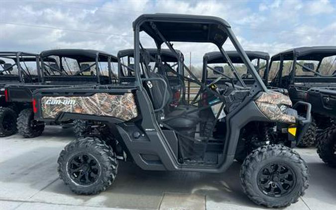 2024 Can-Am Defender XT HD10